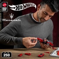 Фото Колекційна машинка-конструктор Hot Wheels Brick Shop Speed Maserati MC20 250 деталей JFR90